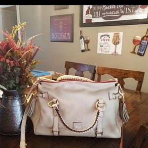 DOONEY AND BOURKE  MED FLORENTINE  SATCHEL